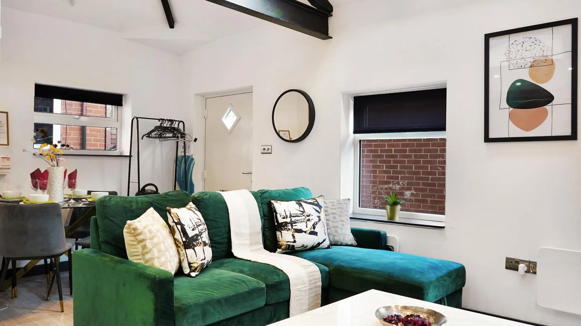Вилла 30 Percent Off! Elegant Yorkshire Abode - Great Location - Sleeps 19 Каслфорд Дом отдыха