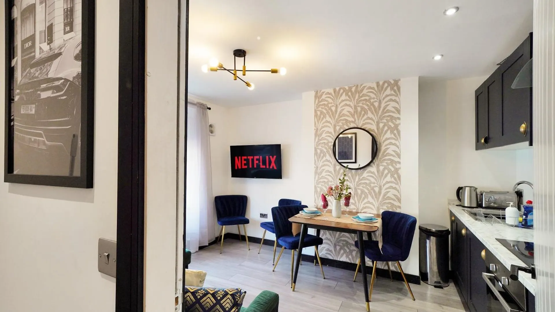 Вилла 30 Percent Off! Elegant Yorkshire Abode - Great Location - Sleeps 19 Каслфорд