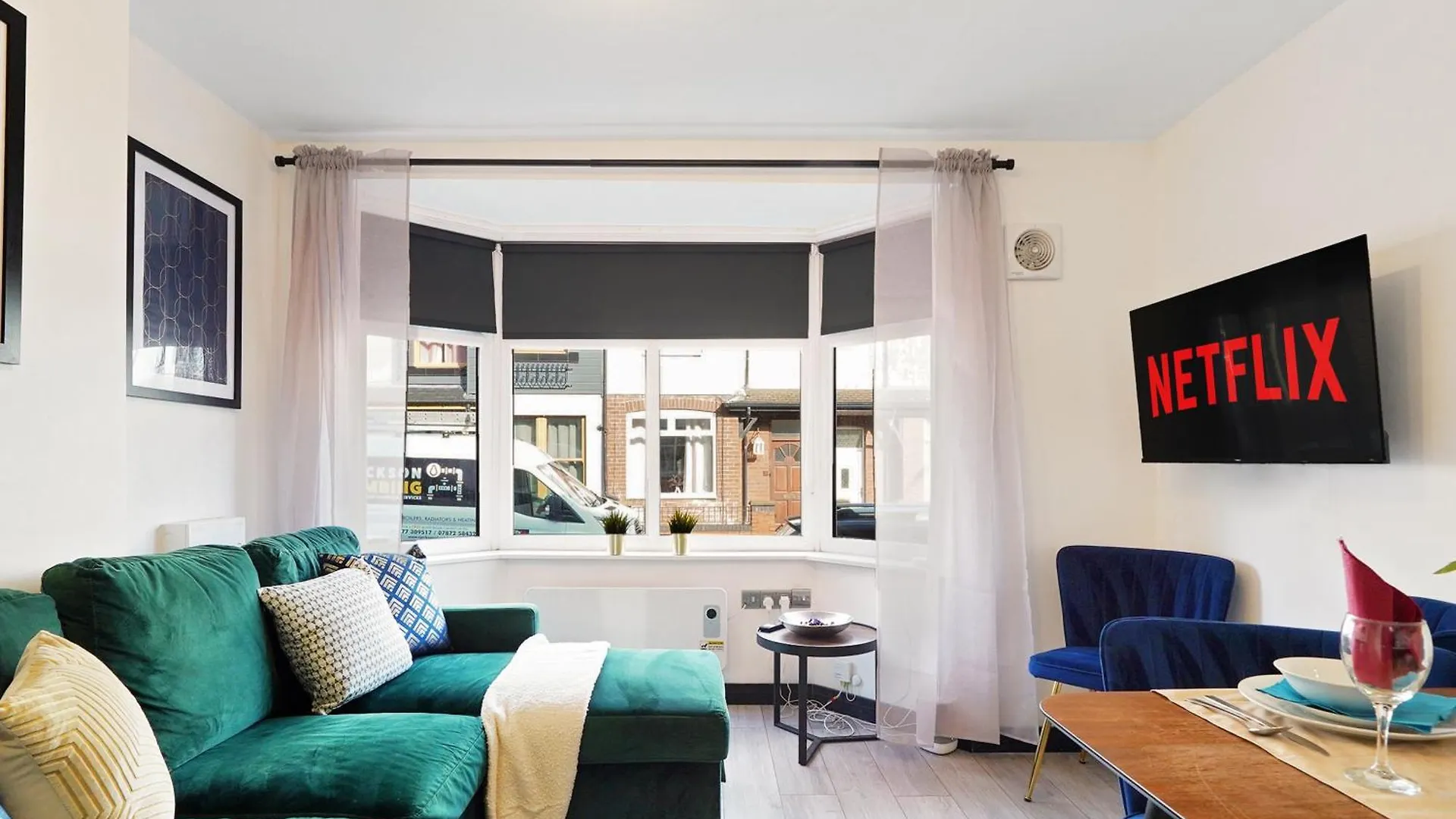 Дом отдыха Вилла 30 Percent Off! Elegant Yorkshire Abode - Great Location - Sleeps 19 Каслфорд