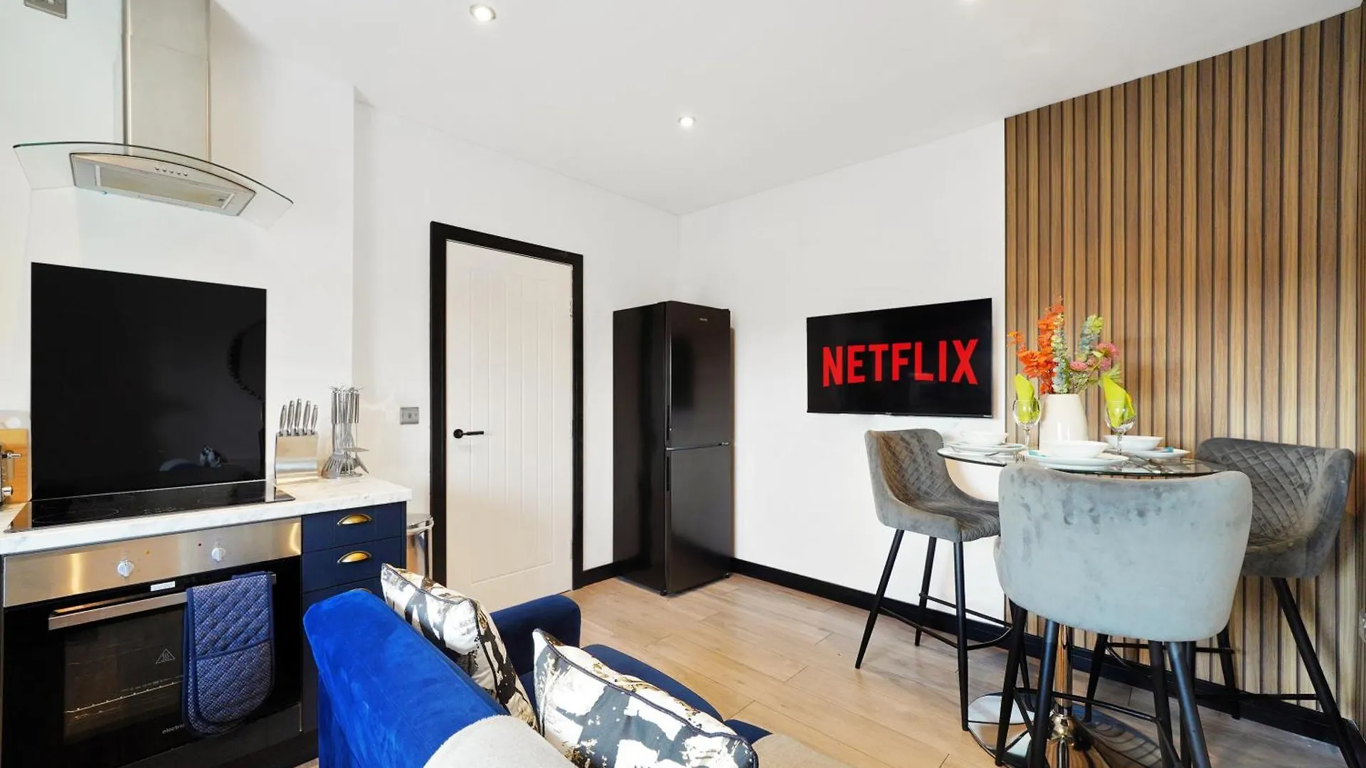 Вилла 30 Percent Off! Elegant Yorkshire Abode - Great Location - Sleeps 19 Каслфорд